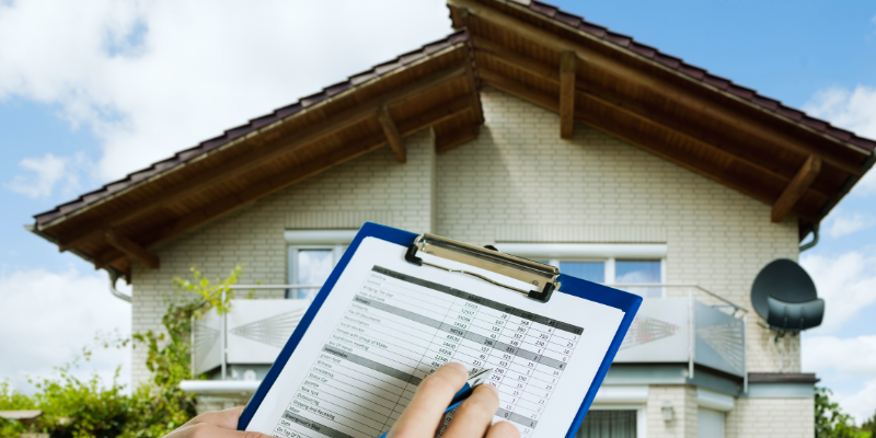 5 Reasons You Need a Licensed & Insured Roofing Company in Cranston, RI